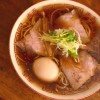 アッツアツの鴨だしスープが魅力。「中華そば しば田」（東京都調布市）